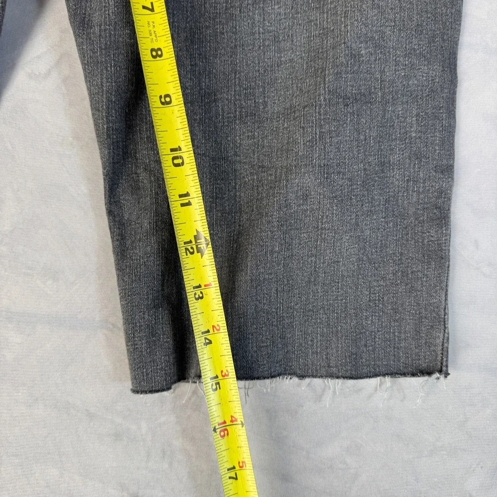 Banana Republic Mens Slim Fit Denim Shorts Gray‎ Cropped Raw Hem Size 32x34